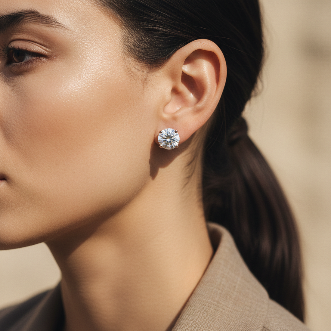 0.8ct Round Studs — image 3