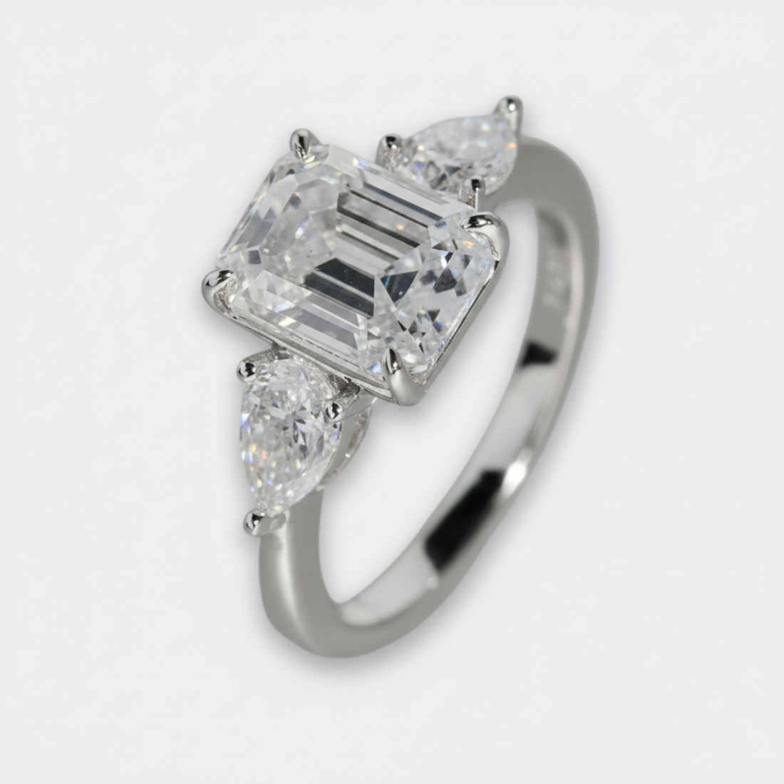 3ct Emerald-Cut Bridal Set — image 4