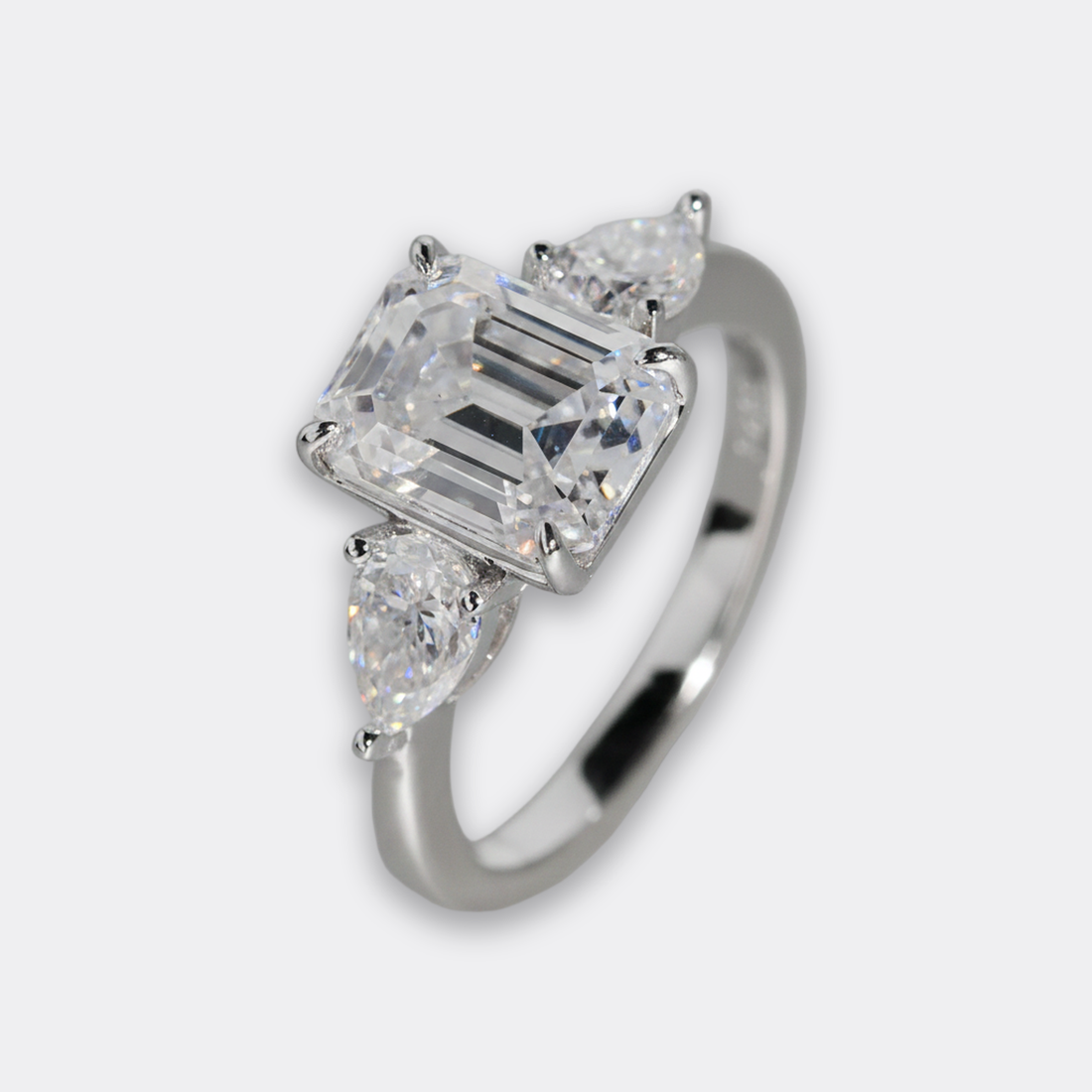 3ct Emerald-Cut Bridal Set — image 1