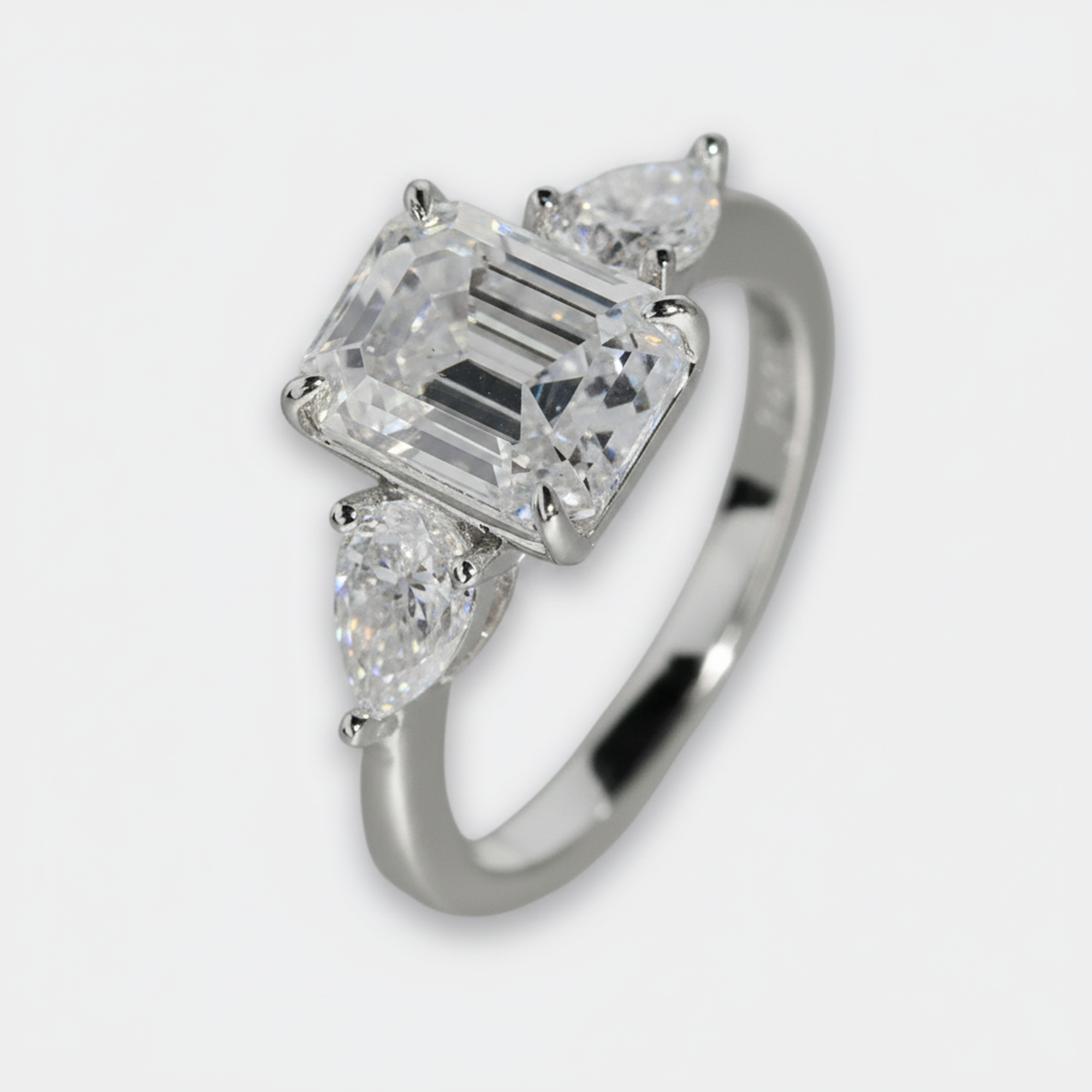 3ct Emerald Bridal Set detail