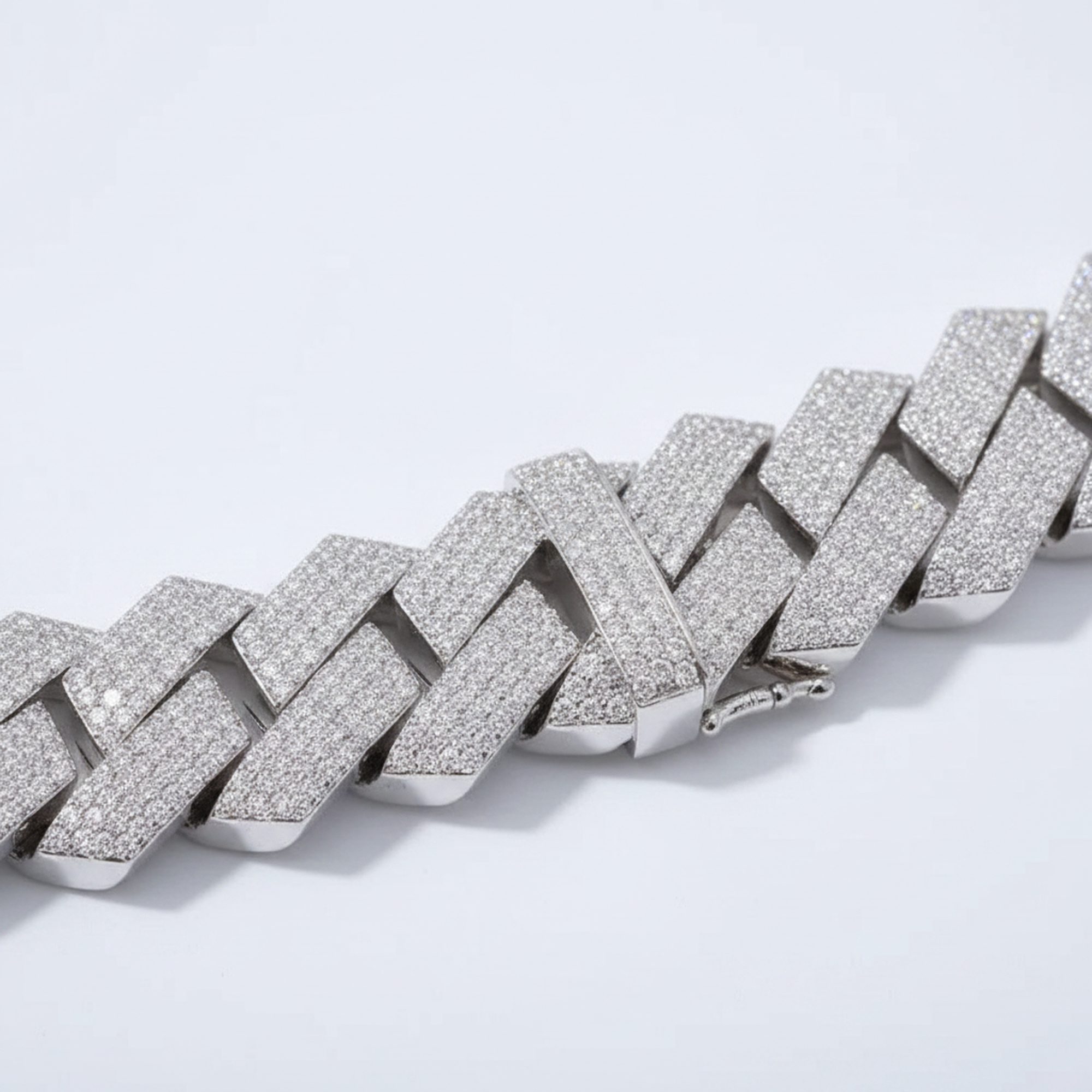 20mm Iced Cuban Bracelet detail