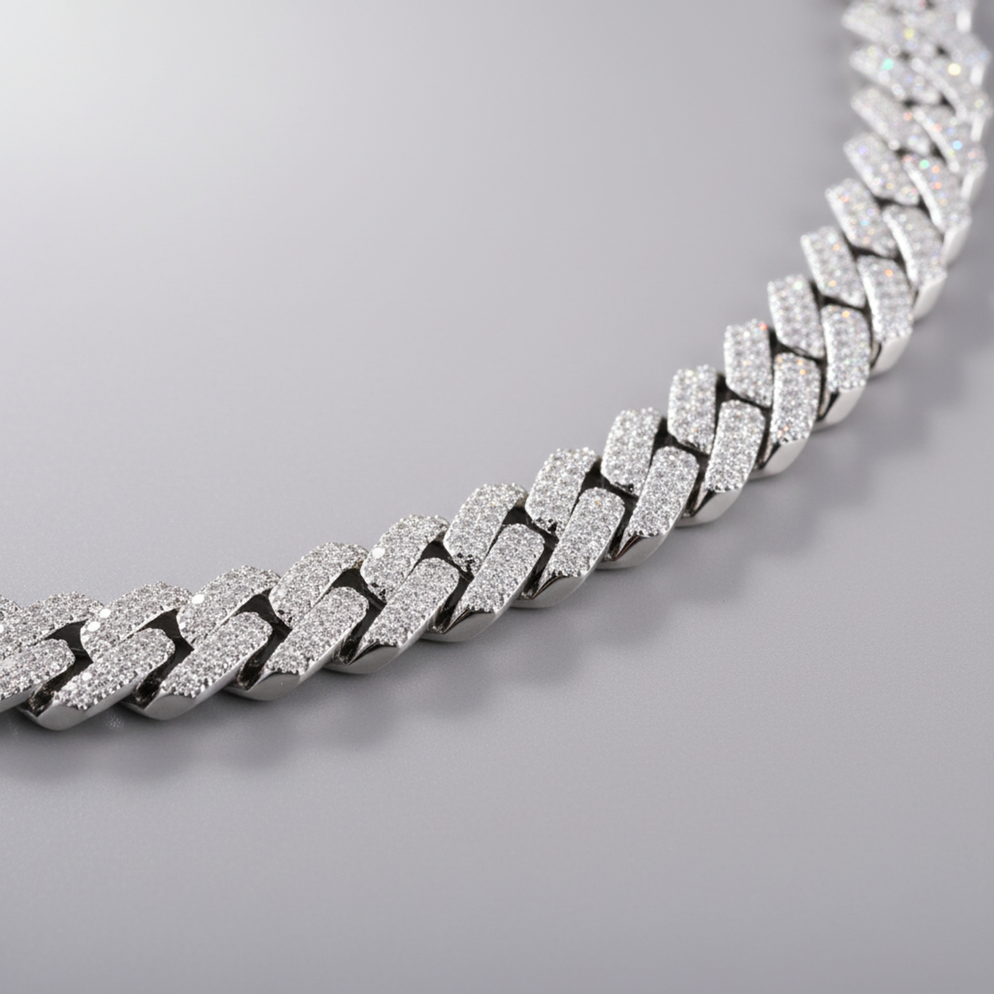 8mm Iced Cuban Chain detail